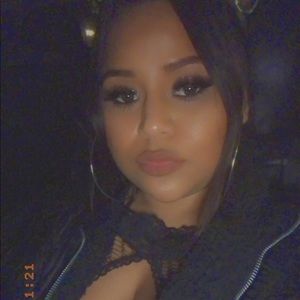 Meet your Posher, Samantha